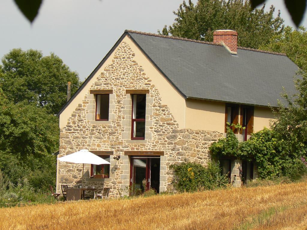 Chambres D'Hotes Du Vault PicotLa Chapelle-aux-Filzméens エクステリア 写真